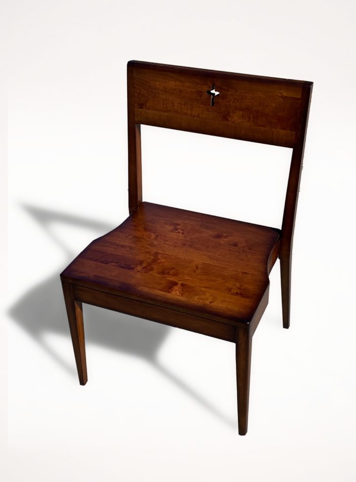 Wooden Zoe church chair made of alder wood - front view..